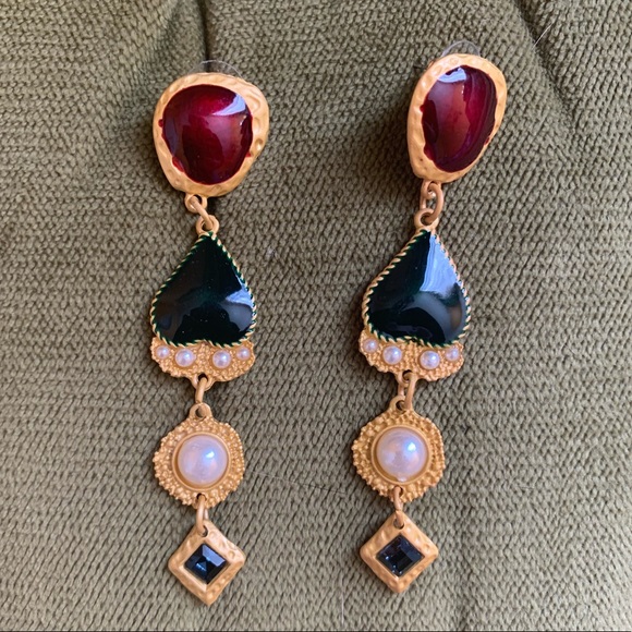 Zara dangle earrings - Picture 3 of 5